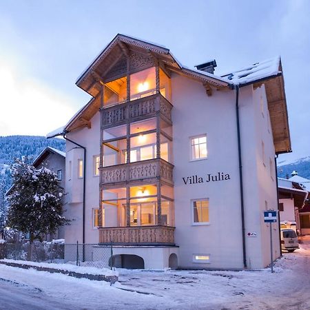 Lake View Suites Villa Julia By We Rent Zell am See Bagian luar foto